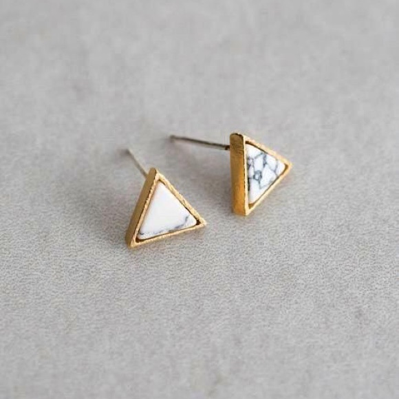 LAST SET SALE Gold / Stone Triangle Stud Earrings - Picture 3 of 7